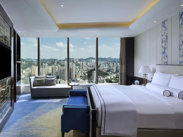 Opera, Club, Suite, King Bed, River View، SOFITEL GUIYANG HUNTER 1/1