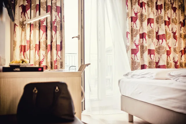 غرفة بريستيج بسرير كوين، Zeitgeist Vienna Hotel 4/5