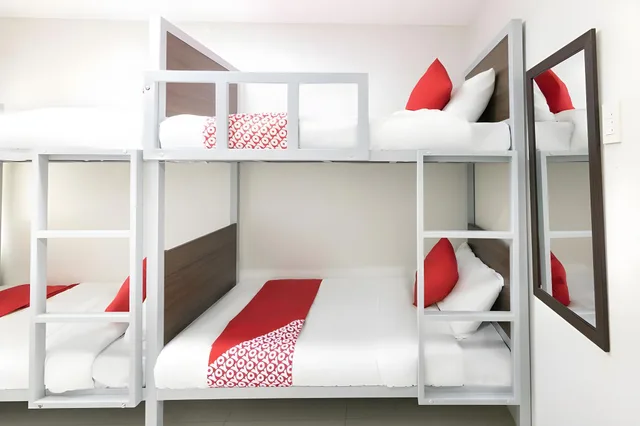 سكن مشترك مختلط سوبيريور، OYO 152 Sangco Condotel 1/2
