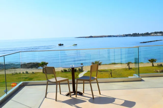 غرفة بإطلالة على البحر بغرفة نوم واحدة مفردة بسرير مزدوج، Amphora Hotel & Suites 1/1