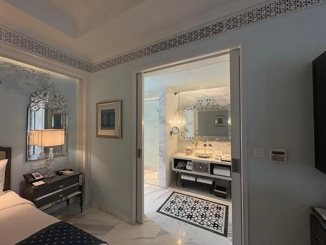 Grand, Villa, King Bed, Terrace, The Leela Palace Jaipur 4/4