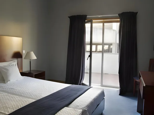 City, Double Bed، Hotel Navarras 1/2