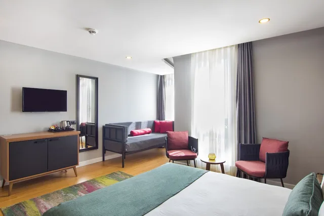 Superior, Triple, Murphy Bed, Sea View, Poem 10/10