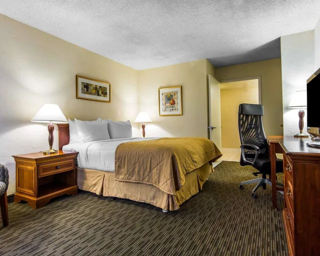 غرفة خارجية بسرير كوين لذوي الإعاقة، Clarion Hotel Concord/Walnut Creek 5/10