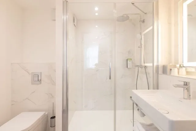 غرفة بسرير مزدوج، Four Points by Sheraton Reims Cathedrale 1/1