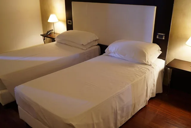 غرفة ثلاثية، Cremona Palace Hotel 5/7