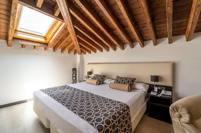 غرفة، Hotel Soho Malaga 3/6