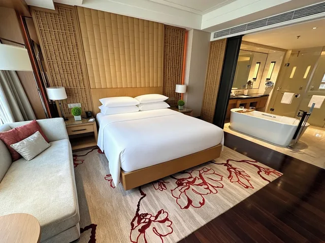 غرفة ديلوكس بإطلالة على البحر مفردة بسرير كينج للمدخنين، Zhuhai Marriott Hotel 6/10