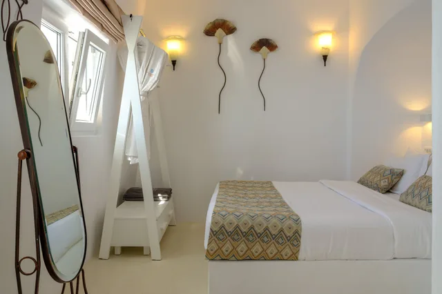 Apartment, Double Bed, Outdoor Jetted Tub, Kamares Apartments 1/6