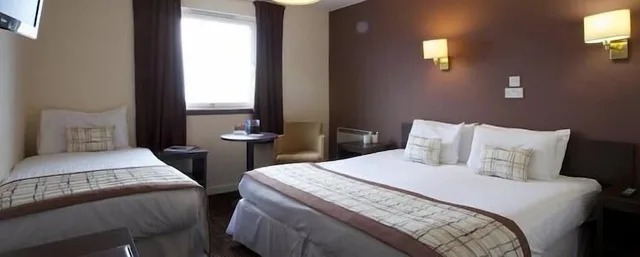 غرفة قياسية ثلاثية بثلاثة أسرّة، Dunollie Hotel 2/6