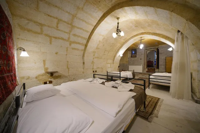 غرفة عائلية بشرفة، View Cave Hotel 9/10