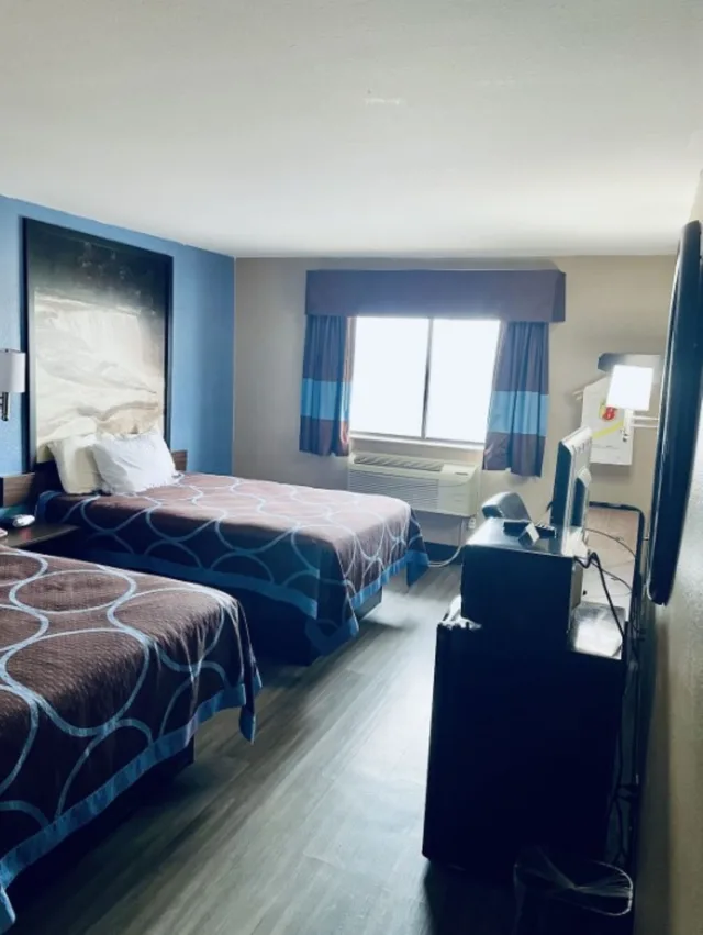 غرفة بسريرين مزدوجين، Super 8 by Wyndham Corbin/London KY 1/5