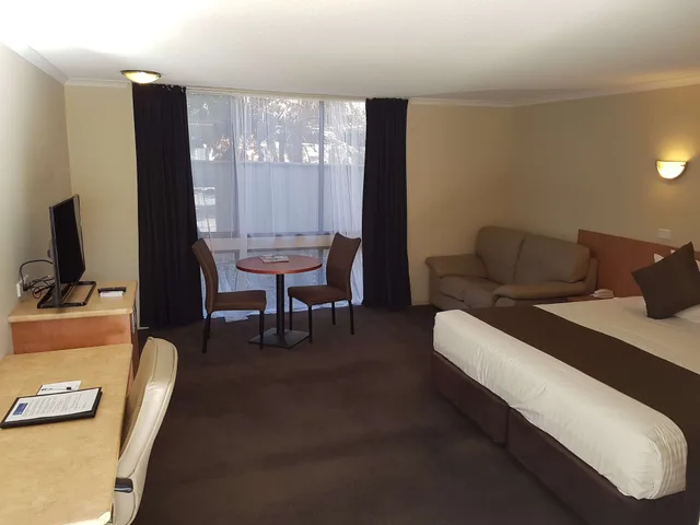 غرفة ديلوكس بسرير كينج في طابق مرتفع، Best Western Chaffey International Motor Inn 4/7