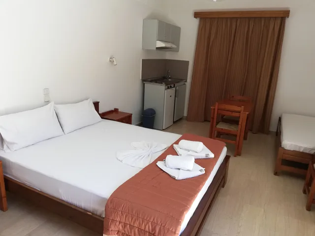 استوديو ثلاثي بسرير مزدوج وسرير فردي، Karmi Studios & Apartments 1/7
