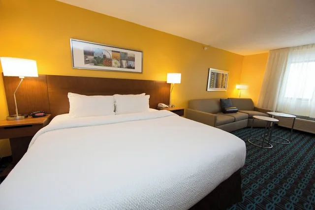 غرفة بسرير كينج لذوي الإعاقة، Fairfield Inn Suites By Marriott Burlington 2/4