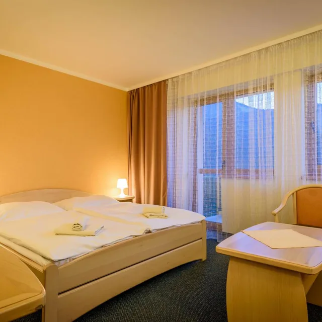 Room, Double Bed, Balcony, Hotel Boboty 2/10