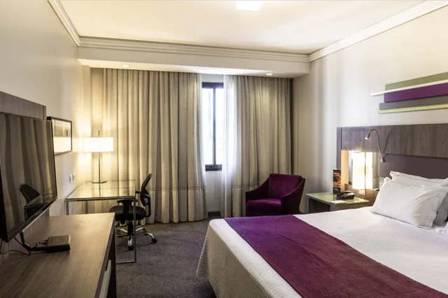 غرفة قياسية بسريرين منفصلين، Grand Mercure Curitiba Rayon 4/6