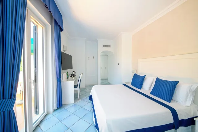 غرفة سوبيريور بسرير مزدوج، Villa Durrueli Resort Spa 1/10
