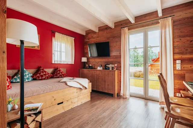 Semi Room, 2 Bedrooms, 2 King Beds، Torfhaus Harzresort 3/4