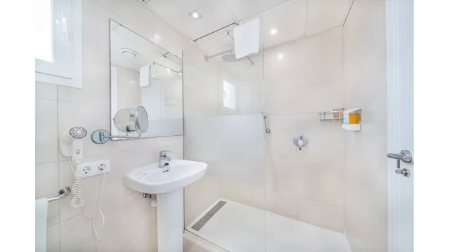 شقة بشرفة بغرفة نوم واحدة، Aparthotel Flora 6/8