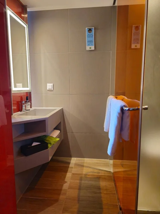 غرفة بريميوم بسرير مزدوج، Ibis Styles Ambassador Seoul Gangnam 6/6