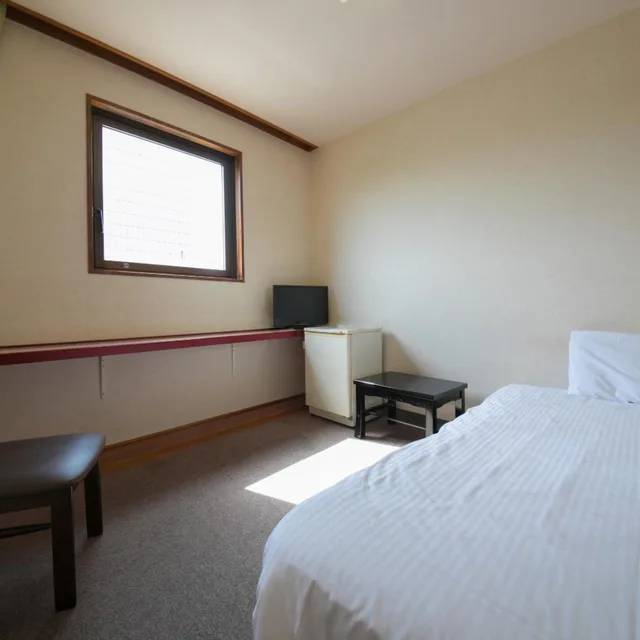 Room, Semi Double Bed, Heiwadai Hotel Otemon 5/9