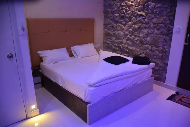 غرفة ديلوكس بسرير مزدوج، Hotel Toppers Corner Mount Abu 4/6