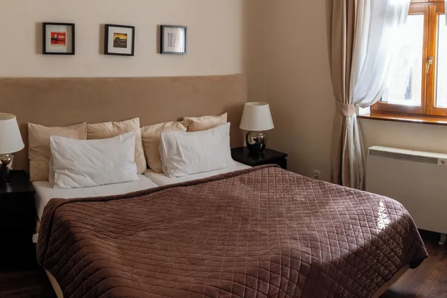 2 Bedrooms, Apartment, 2 Double and Twin Beds, Kitchenette، Lounge Apartments 3/4