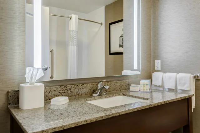 غرفة بسريرين كوين، Hampton Inn Poplar Bluff 6/6