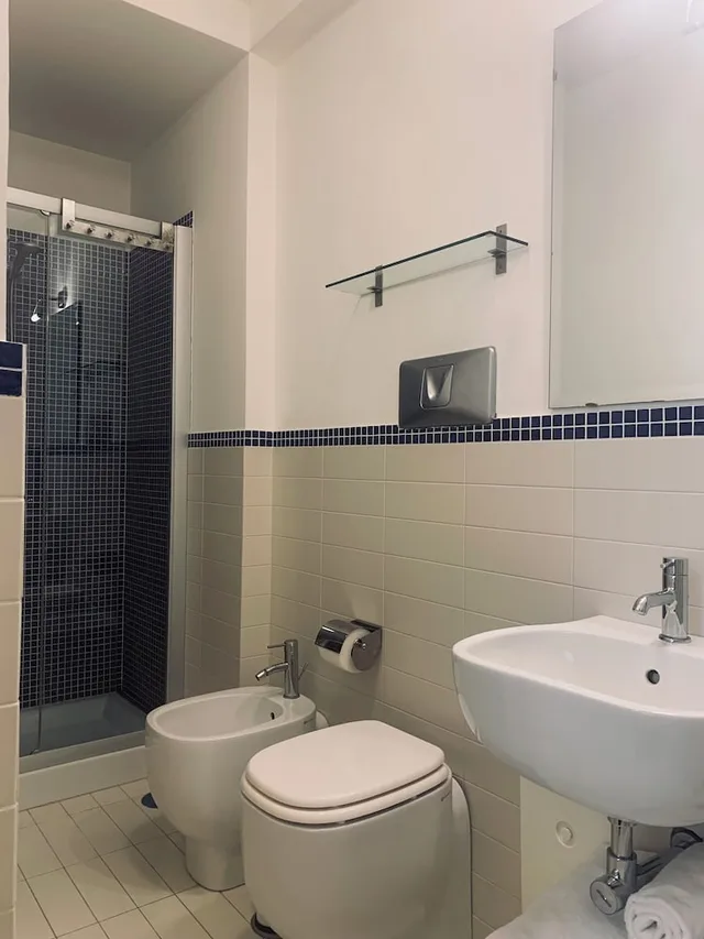 غرفة كومفورت بسرير كوين مع أريكة، Napoliday Bed & Breakfast Residence 3/3