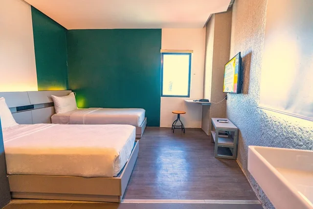 غرفة سوبيريور بسريرين منفصلين، Yello Hotel 2/4