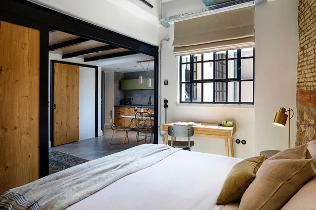 Design, Studio, Suite, Queen and Twin Beds، The Foundry Suites Athens 1/4