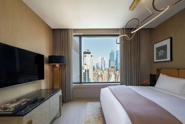 Club, Hudson, King Bed, Club Lounge Access، The Ritz-Carlton New York, NoMad 1/2