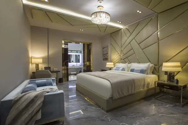 Interior, Design, Suite, King Bed، OLV Fifty Five 1/1