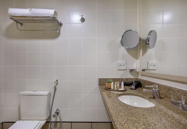 غرفة قياسية بسرير كينج وسرير كوين، Brasil 21 Suites Affiliated by Melia 10/10