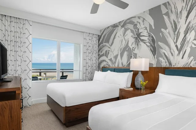 فيلا بسريرين مزدوجين بإطلالة على البحر بشرفة بغرفتي نوم، Marriott's Oceana Palms 1/4