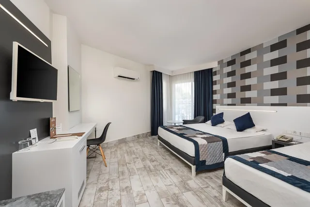 Standard, Double Bed, Lateral Side Sea View، White City Beach - Adults Only +16 1/3