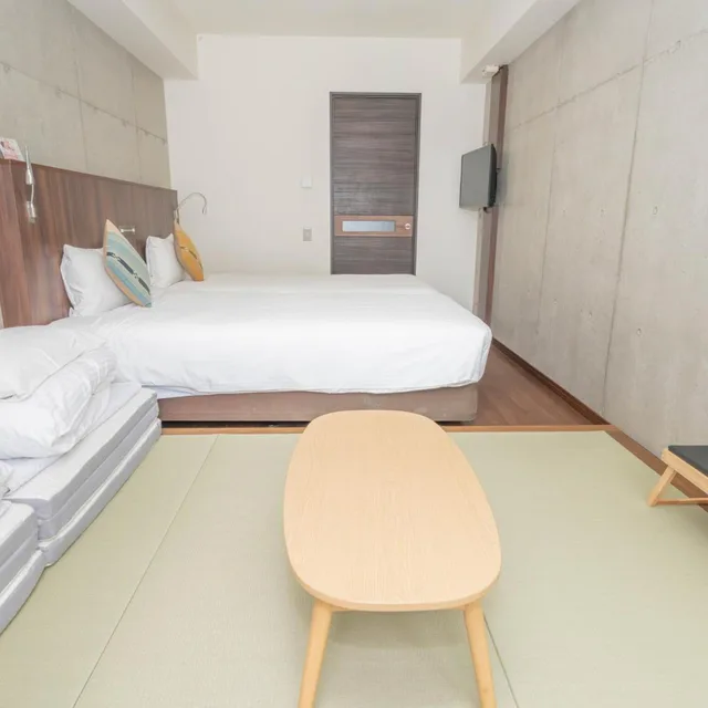 شقة سكنية بسريرين منفصلين بمطبخ مع دخول الصالة، The Breakfast Hotel Porto Ishigaki 2/10