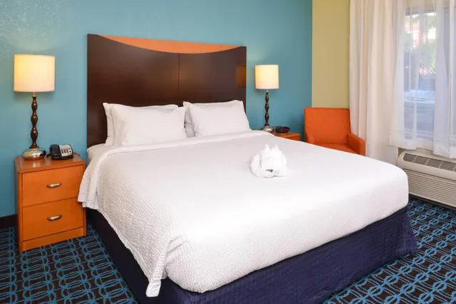 غرفة بسرير كينج، Fairfield Inn And Suites By Marriott Ft Pierce 2/8
