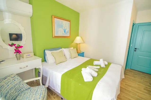 غرفة كومفورت بسرير كوين، Bedirhan Konak Otel 3/6