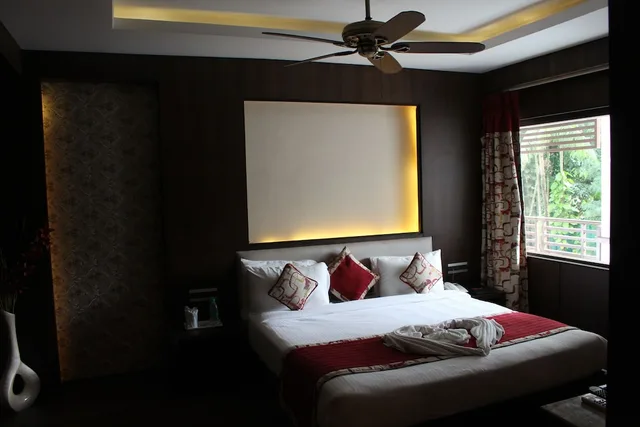 جناح ملكي بسرير كوين، HOTEL SENTINEL 1/2