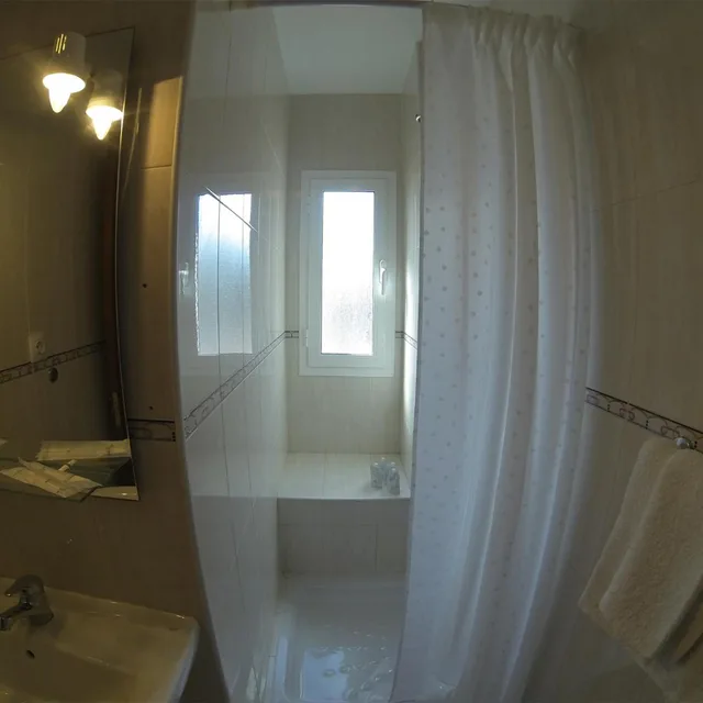 غرفة مفردة، Hotel Tamasite 2/2