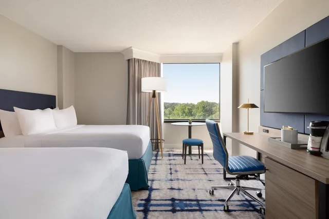غرفة قياسية بسريرين كوين لذوي الإعاقة، Crowne Plaza College Park Washington DC 3/6