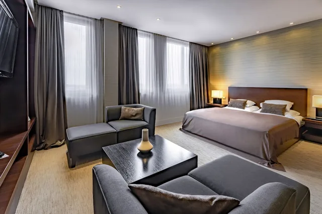غرفة بريميوم بسرير كينج بجاكوزي، Residence 1/4