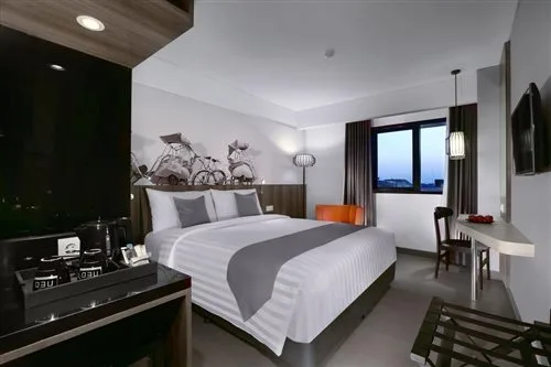 غرفة سوبيريور بسريرين منفصلين، Hotel Neo Malioboro 1/1