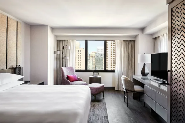 جناح جونيور بسرير كينج بغرفة نوم واحدة، San Francisco Marriott Marquis 2/4