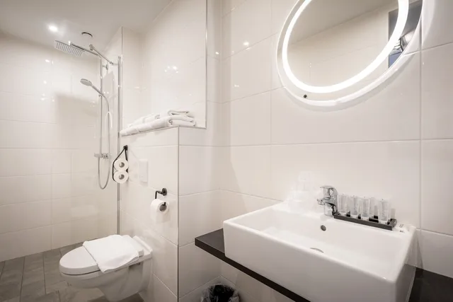 غرفة قياسية بسريرين منفصلين، Hotel New Kit 4/5