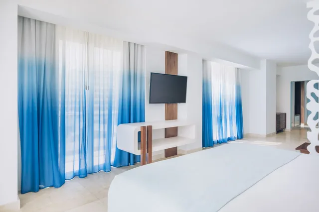 Junior Suite, 2 Double Beds, Ocean Front, Corner، Iberostar Selection Coral Cancun - Adults Only 4/9