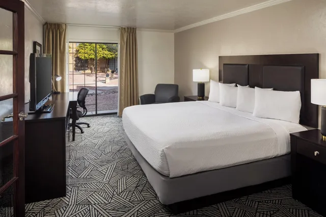 جناح بغرفة نوم واحدة، Wyndham Tucson Airport & Conference Center 1/2