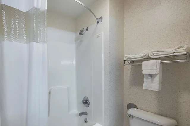 جناح بسرير كينج وسرير كوين، Quality Inn & Suites Belmont - Platteville 2/3